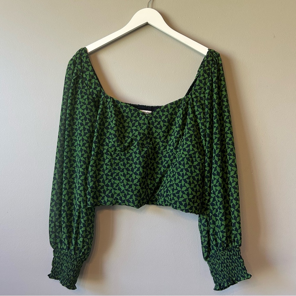 Abercrombie and Fitch Top Size XL